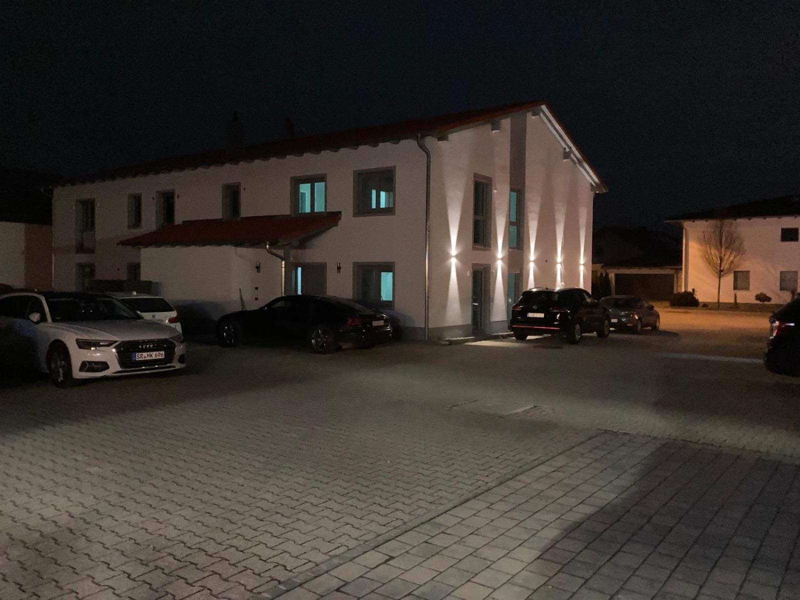 Aiterhofen Gasthaus Karpfinger מראה חיצוני תמונה