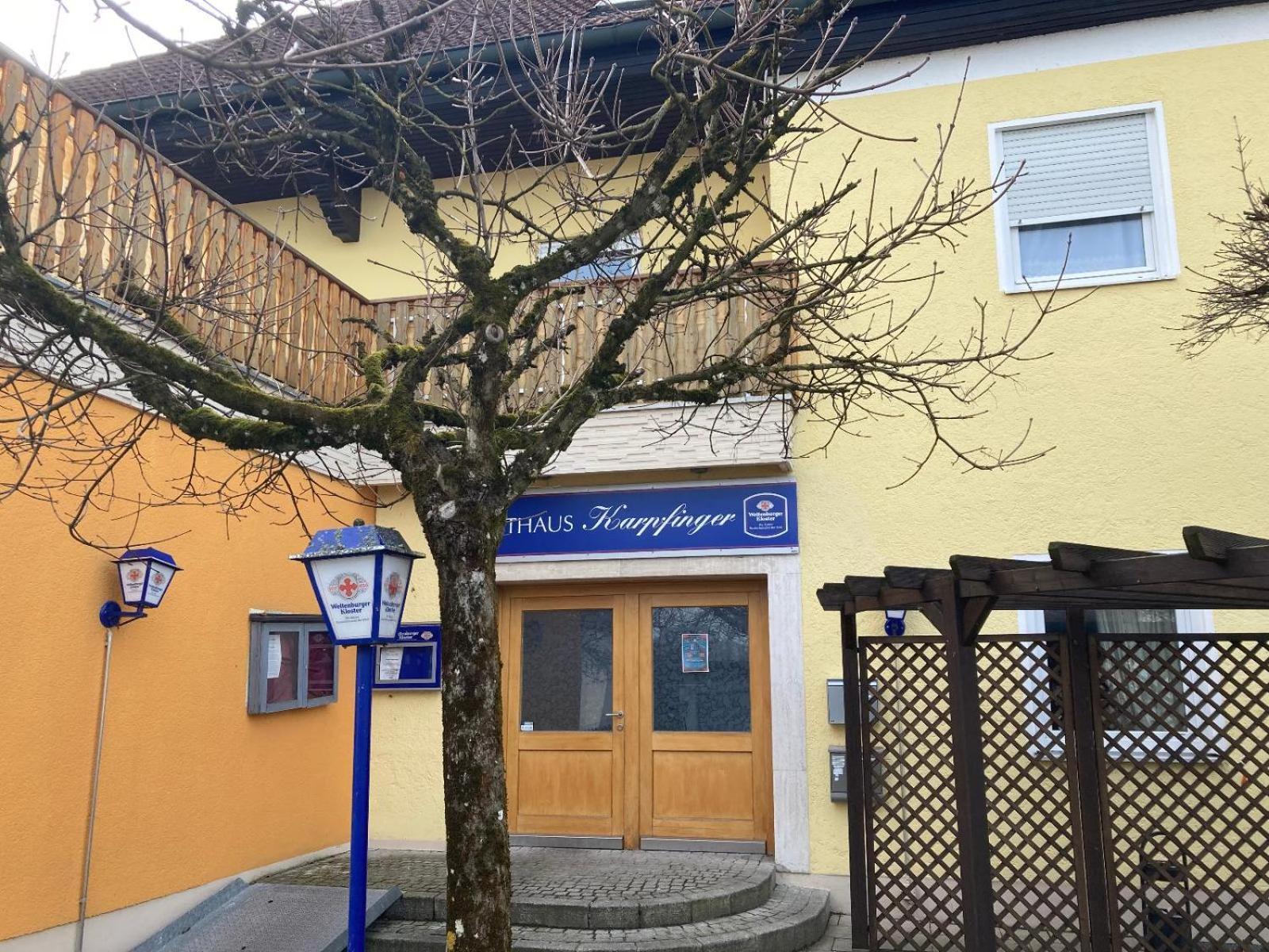 Aiterhofen Gasthaus Karpfinger מראה חיצוני תמונה